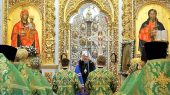 Божественная литургия в Киево-Печерской лавре в память перенесения мощей преподобного Феодосия Печерского