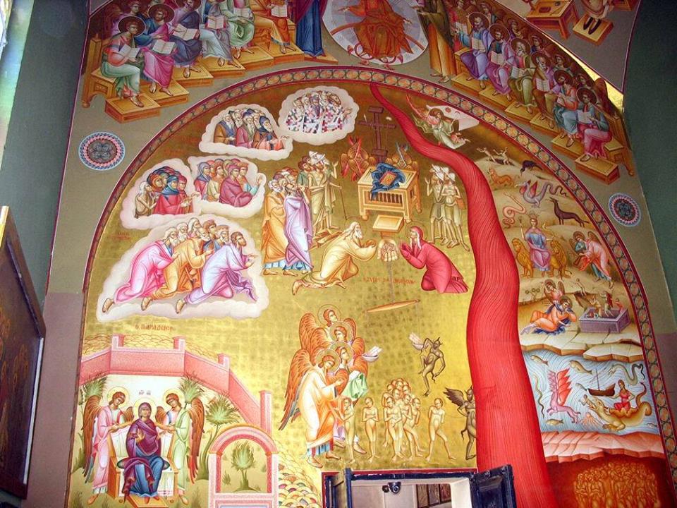 храм 12 апостолов
